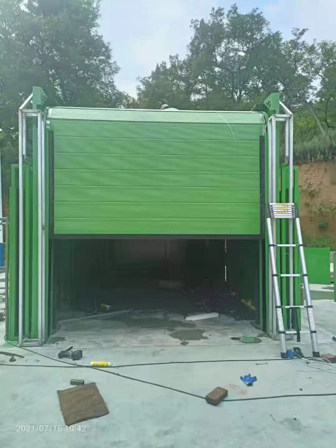 垂直臥式硬快門(mén)